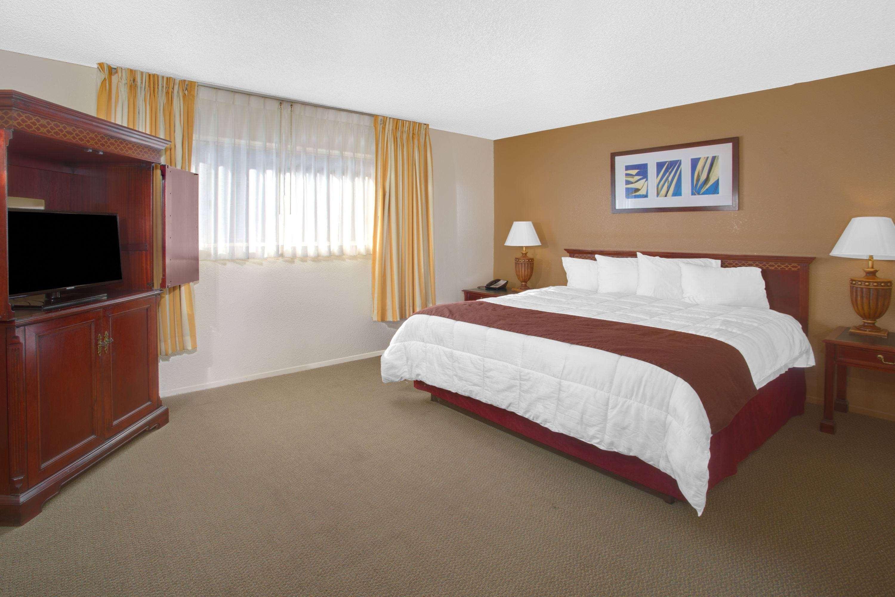 Travelodge Inn & Suites By Wyndham Yucca Valley/Joshua Tree Extérieur photo